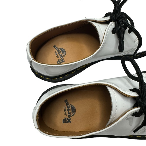 Dr. Martens | NWOB 1461 Classic Oxford in White Patent UK5/US7 - Picture 10 of 11